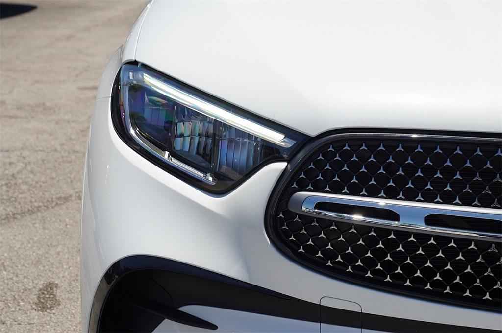 new 2025 Mercedes-Benz GLC 350e car, priced at $64,779