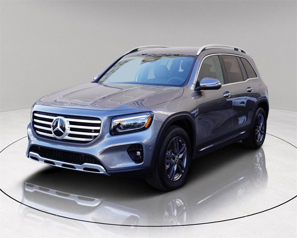 new 2025 Mercedes-Benz GLB 250 car, priced at $48,390