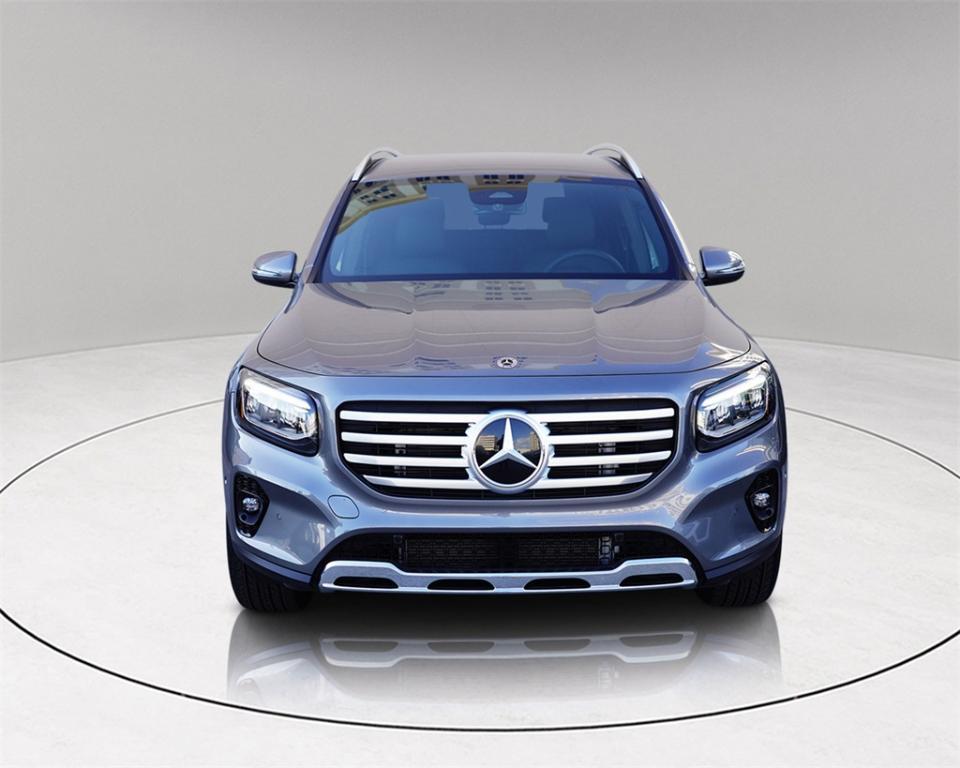 new 2025 Mercedes-Benz GLB 250 car, priced at $48,390