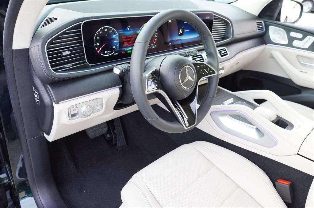 used 2024 Mercedes-Benz GLE 450 Plug-In Hybrid car, priced at $69,890