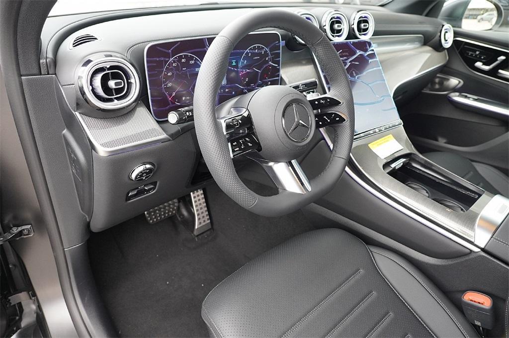 new 2025 Mercedes-Benz GLC 300 car, priced at $57,685