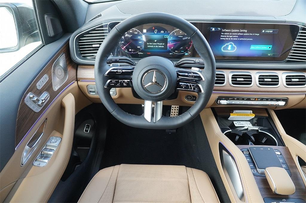 new 2025 Mercedes-Benz GLS 450 car, priced at $91,024