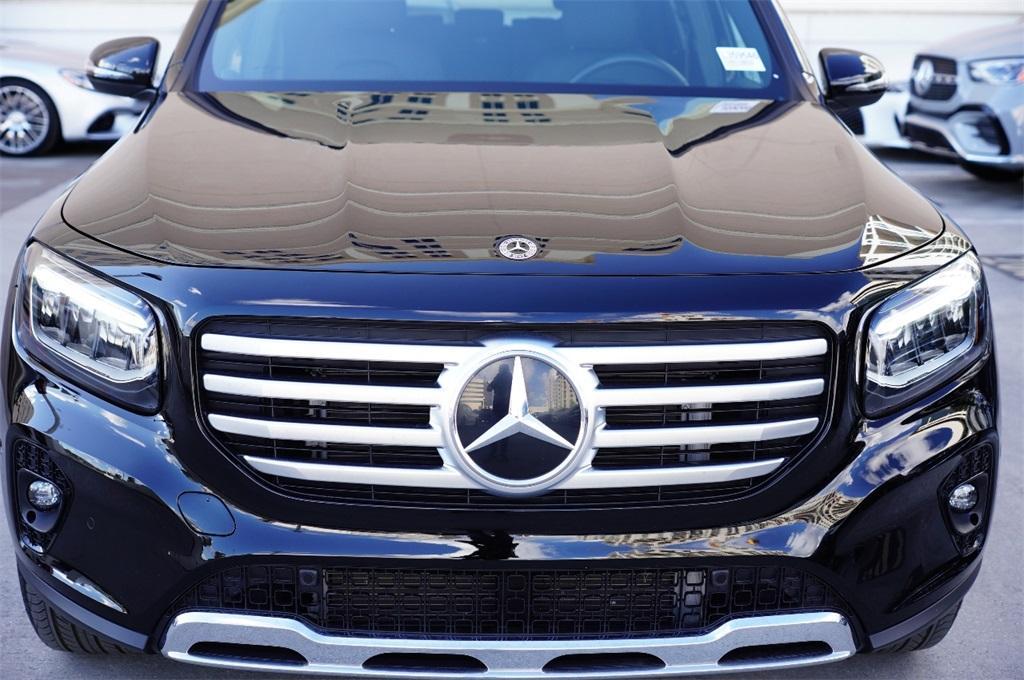 used 2024 Mercedes-Benz GLB 250 car, priced at $49,990