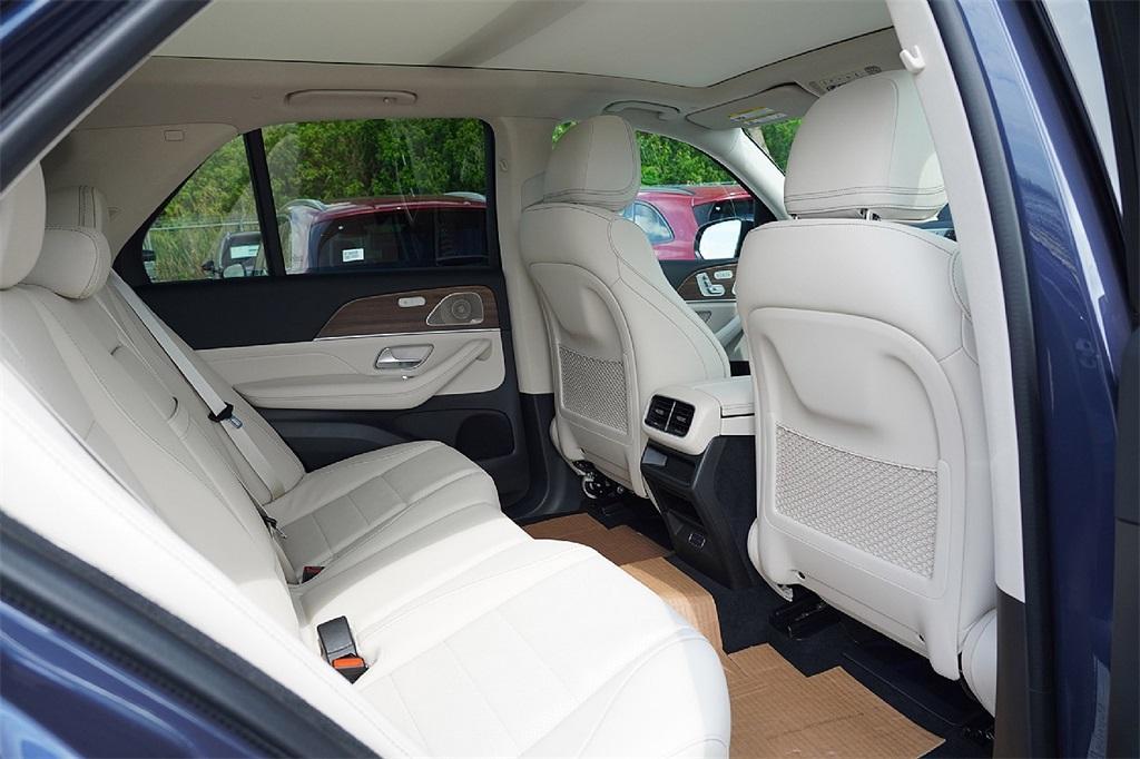 new 2025 Mercedes-Benz GLE 350 car, priced at $72,746