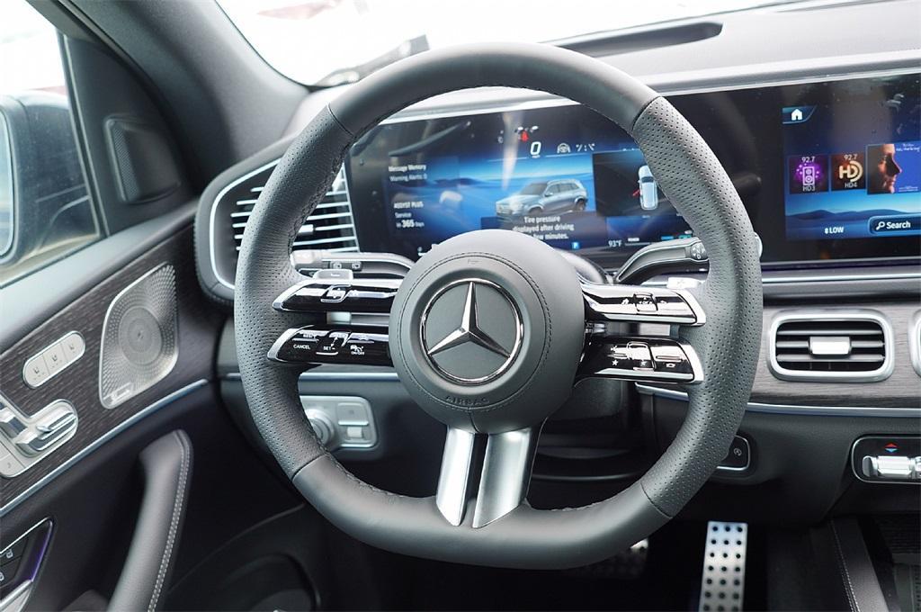 new 2026 Mercedes-Benz GLS 580 car, priced at $116,871
