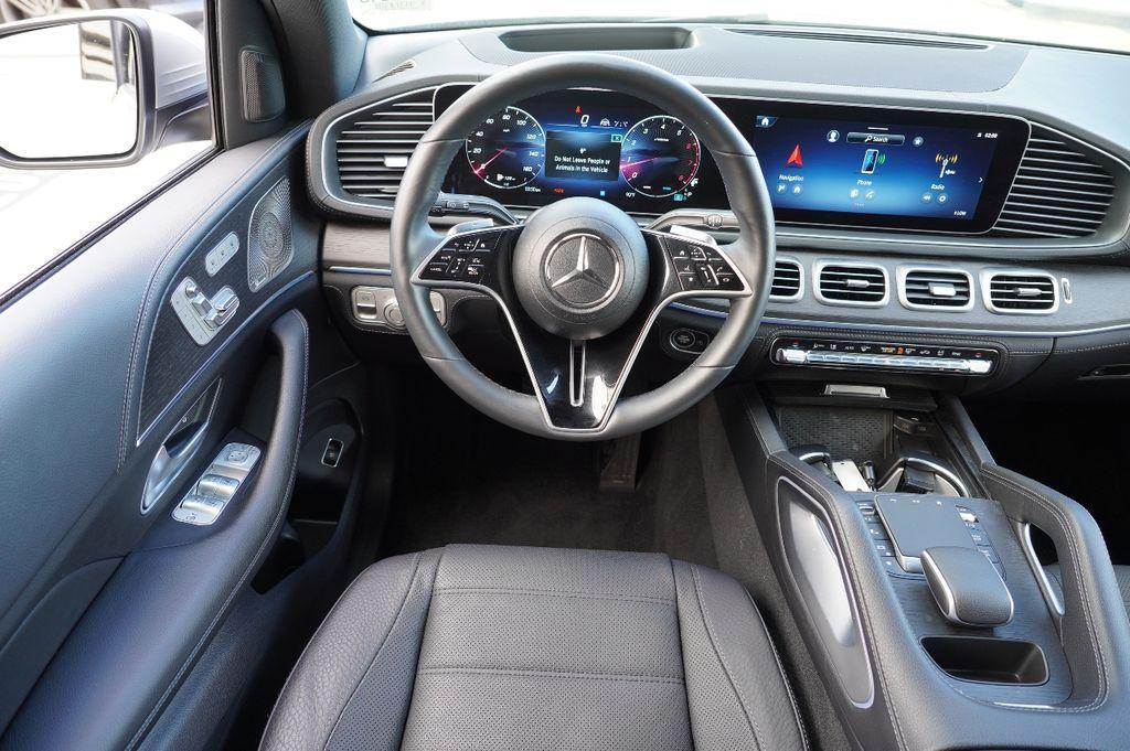 used 2024 Mercedes-Benz GLE 450 car, priced at $85,000