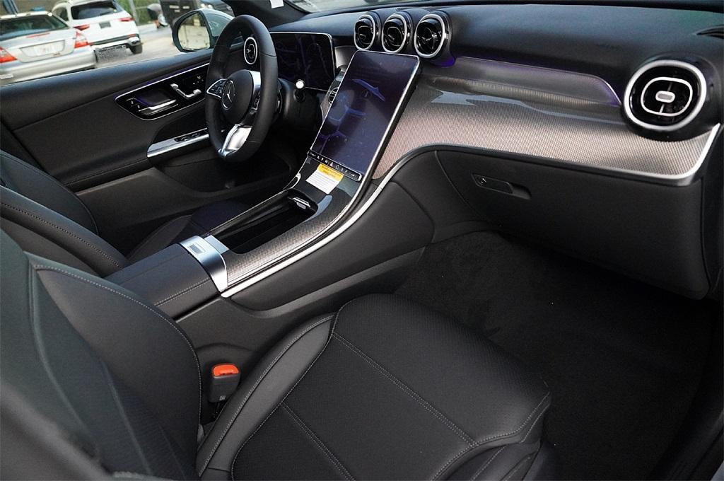 new 2025 Mercedes-Benz GLC 350e car, priced at $59,884