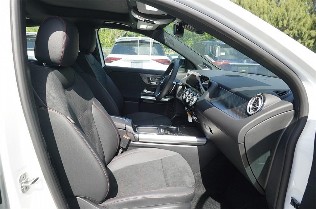 new 2025 Mercedes-Benz AMG GLA 35 car, priced at $58,243