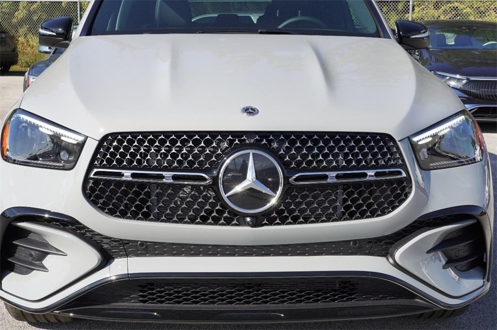 new 2025 Mercedes-Benz GLE 450 car, priced at $84,950