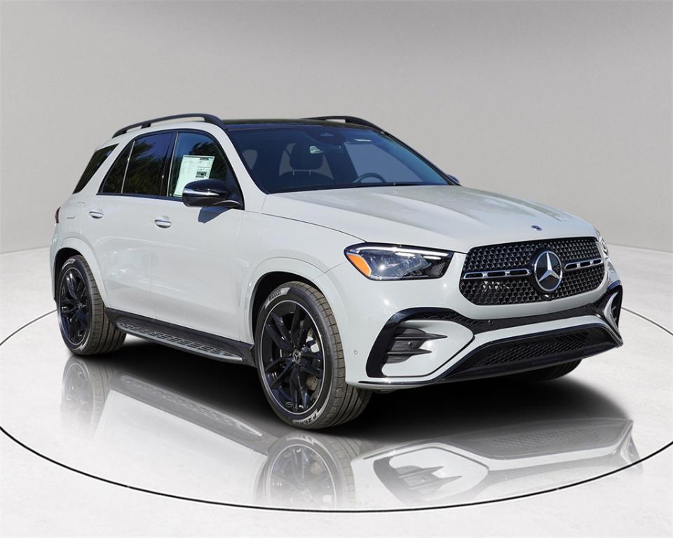 new 2025 Mercedes-Benz GLE 450 car, priced at $84,950