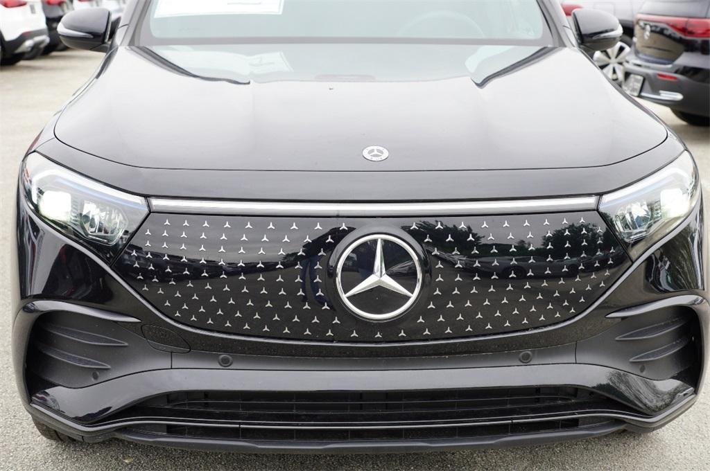 new 2024 Mercedes-Benz EQB 300 car, priced at $67,985