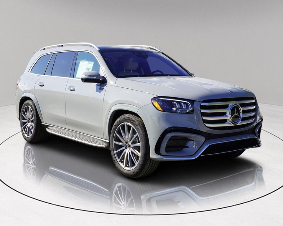 new 2025 Mercedes-Benz GLS 450 car, priced at $102,240