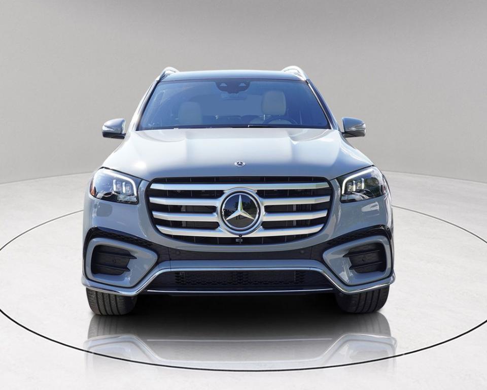 new 2025 Mercedes-Benz GLS 450 car, priced at $102,240