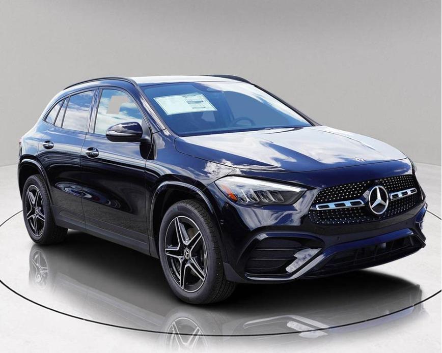 new 2025 Mercedes-Benz GLA 250 car, priced at $45,265