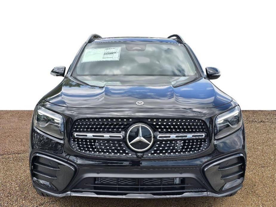 new 2024 Mercedes-Benz GLB 250 car, priced at $55,660