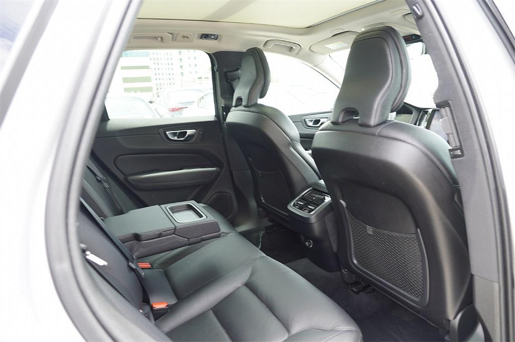 used 2020 Volvo XC60 car, priced at $27,219