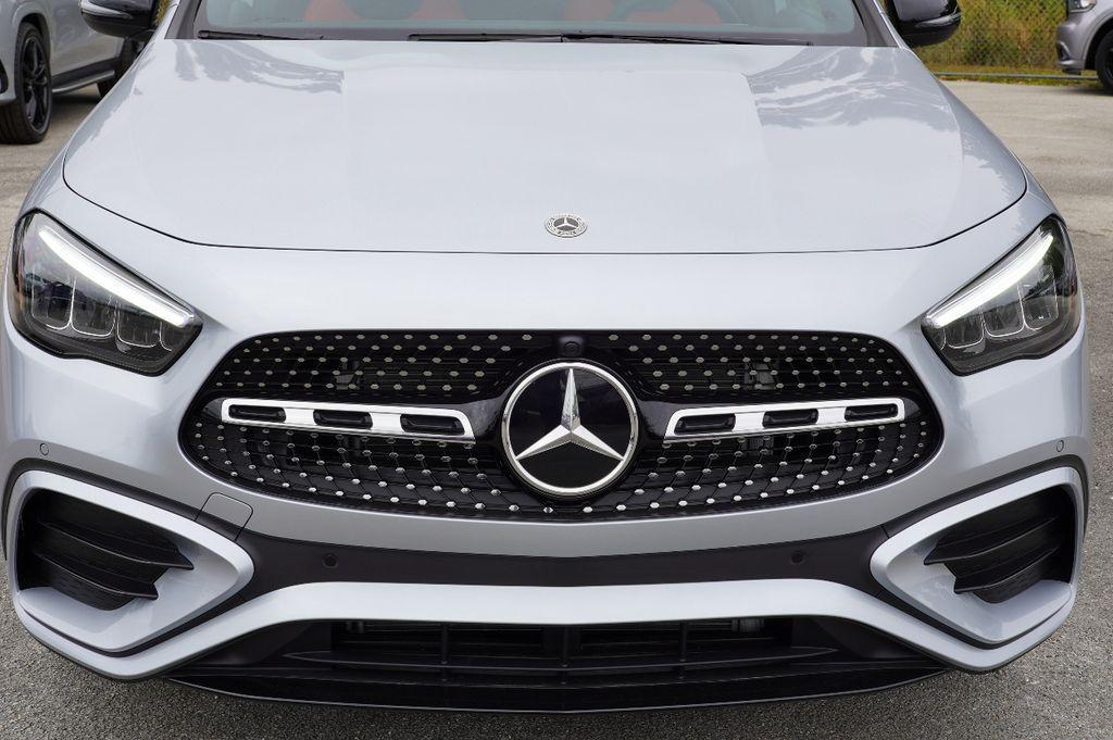 new 2025 Mercedes-Benz GLA 250 car, priced at $50,875