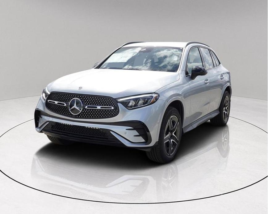 new 2025 Mercedes-Benz GLC 300 car, priced at $50,533