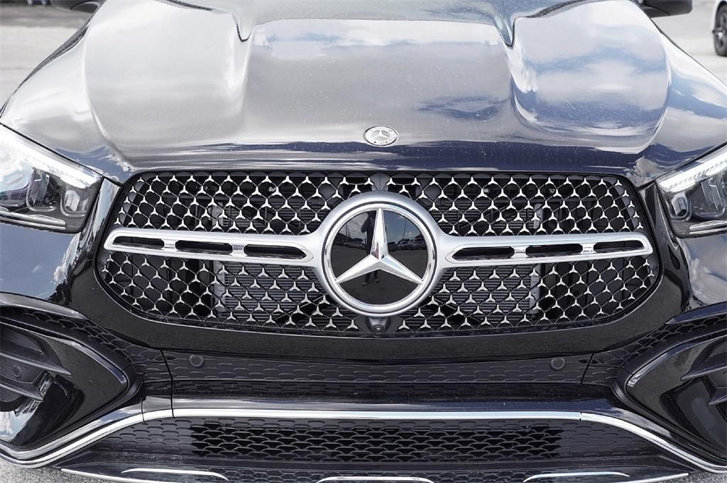new 2026 Mercedes-Benz GLE 450 car, priced at $76,556