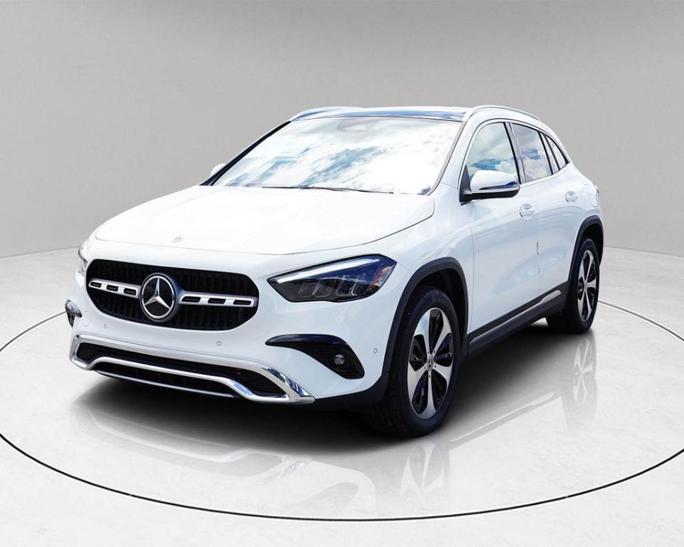 new 2025 Mercedes-Benz GLA 250 car, priced at $49,460