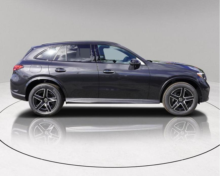 new 2025 Mercedes-Benz GLC 300 car, priced at $53,529