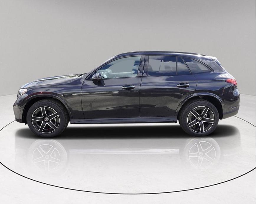 new 2025 Mercedes-Benz GLC 300 car, priced at $53,529