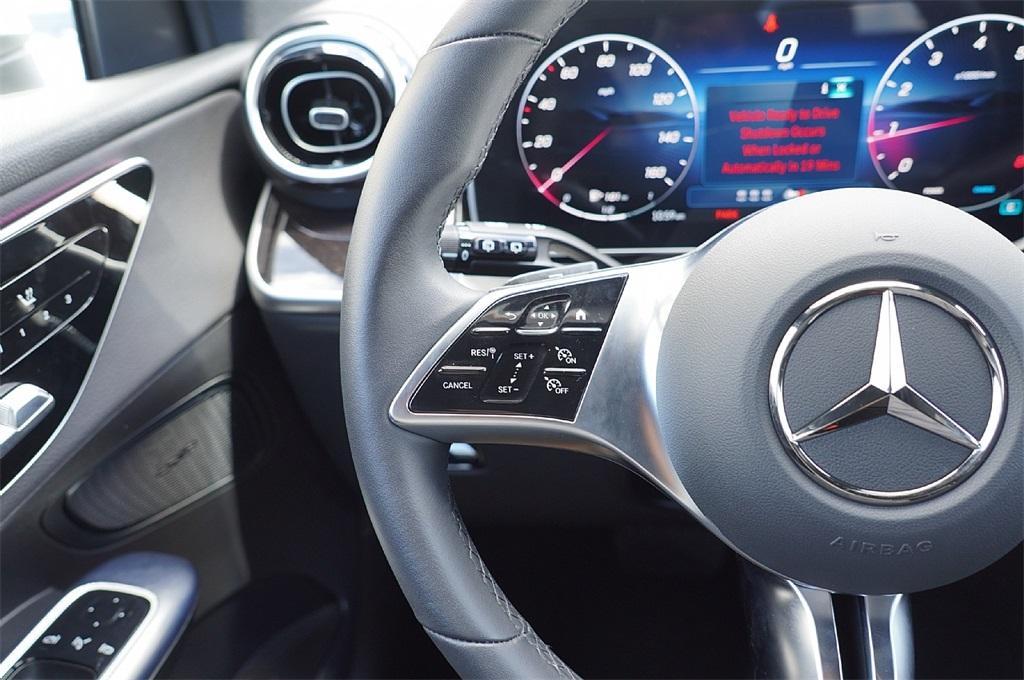 used 2025 Mercedes-Benz GLC 300 car, priced at $45,276