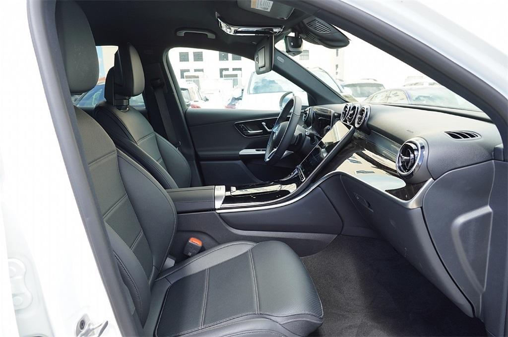 used 2025 Mercedes-Benz GLC 300 car, priced at $45,276