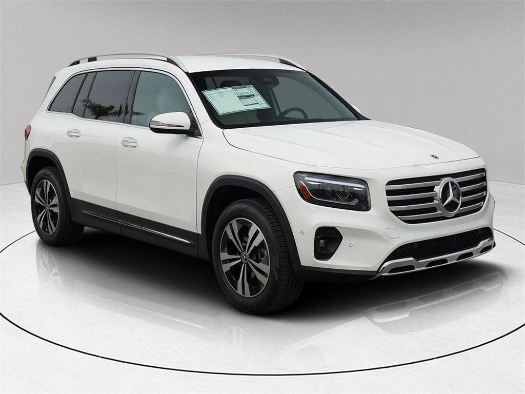 new 2025 Mercedes-Benz GLB 250 car, priced at $40,840