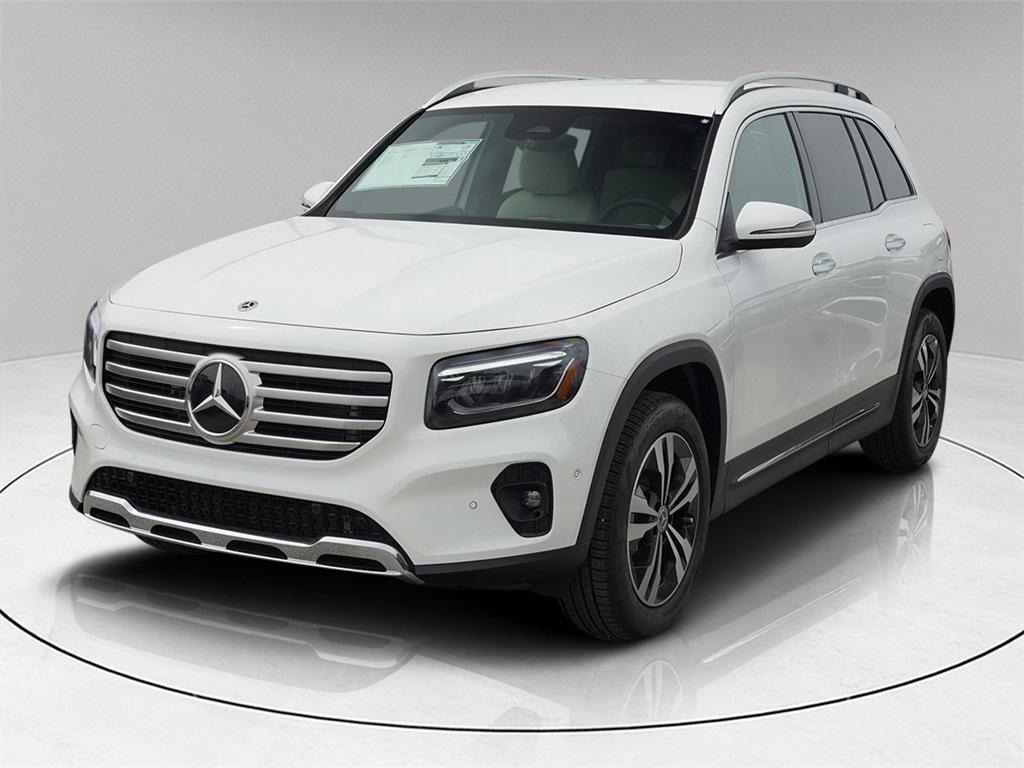new 2025 Mercedes-Benz GLB 250 car, priced at $40,840