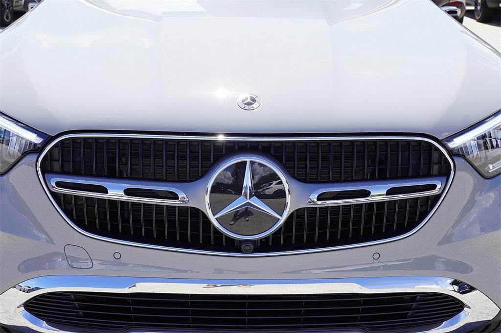 new 2026 Mercedes-Benz GLC 300 car, priced at $52,120