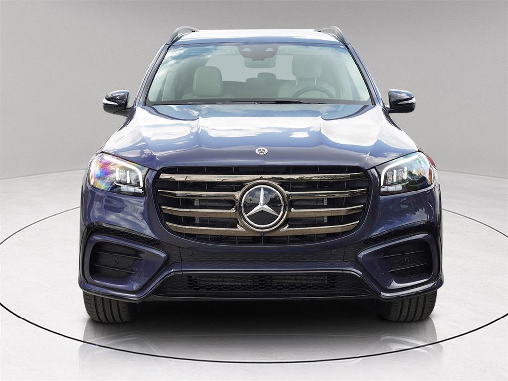 new 2025 Mercedes-Benz GLS 450 car, priced at $89,475