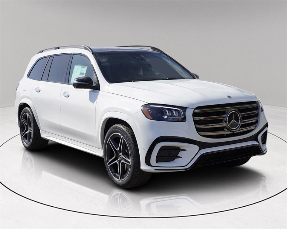 new 2025 Mercedes-Benz GLS 450 car, priced at $98,415