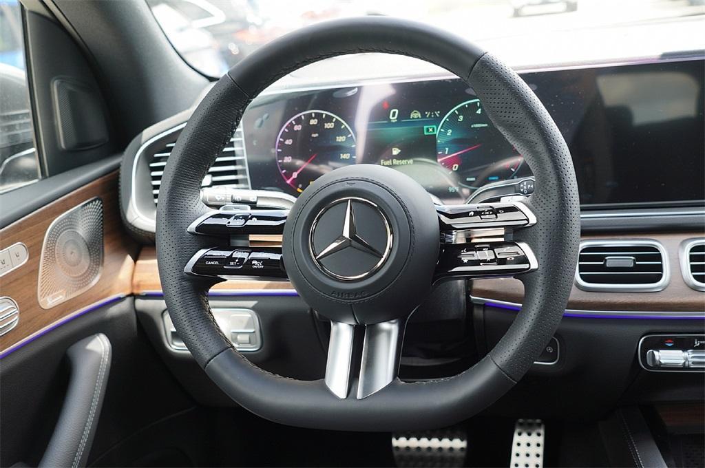 new 2025 Mercedes-Benz GLS 450 car, priced at $89,177