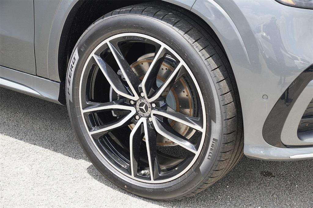new 2025 Mercedes-Benz GLS 450 car, priced at $89,177