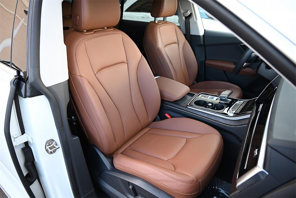 used 2022 Audi Q8 car, priced at $43,990