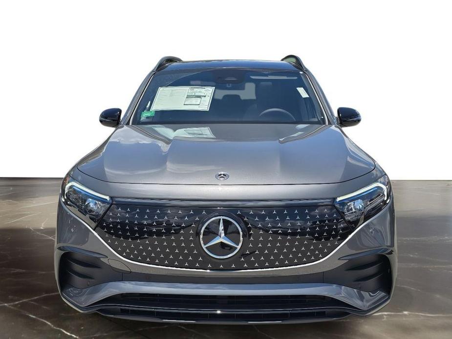 new 2024 Mercedes-Benz EQB 250 car, priced at $58,396