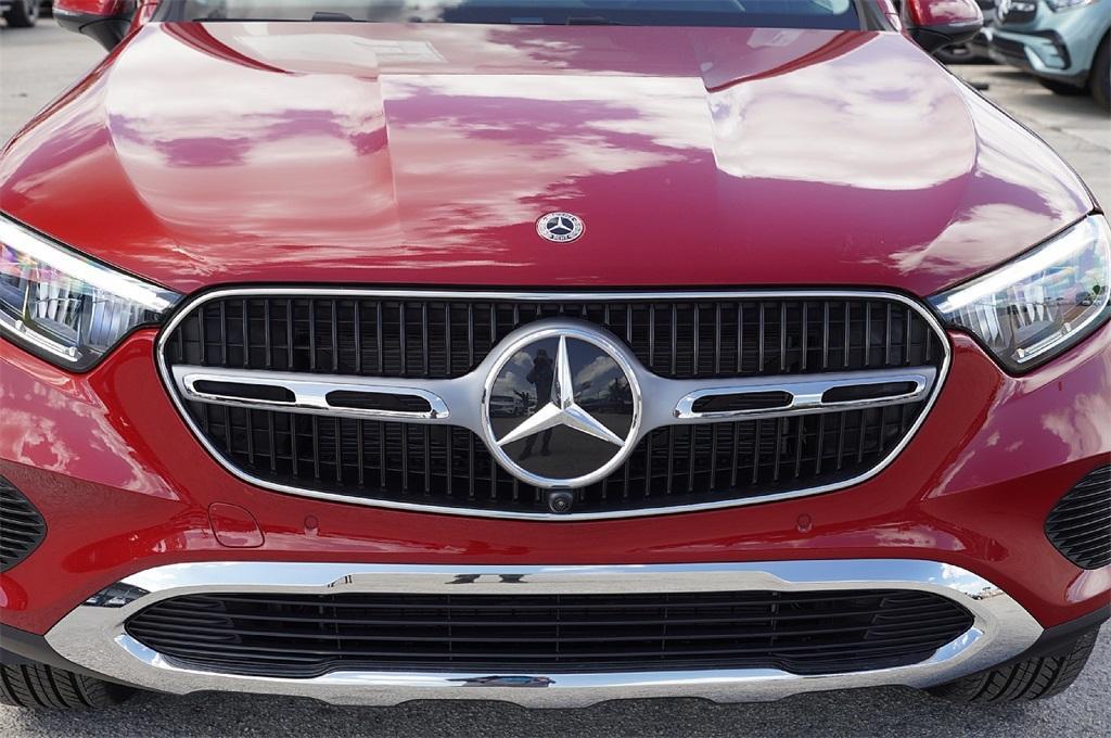 new 2025 Mercedes-Benz GLC 350e car, priced at $62,086