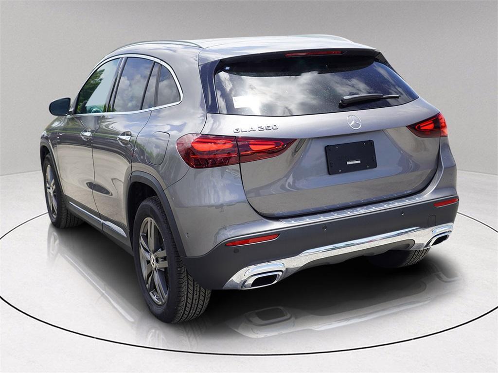 new 2025 Mercedes-Benz GLA 250 car, priced at $42,612