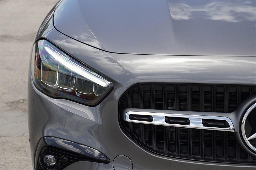 new 2025 Mercedes-Benz GLA 250 car, priced at $42,612