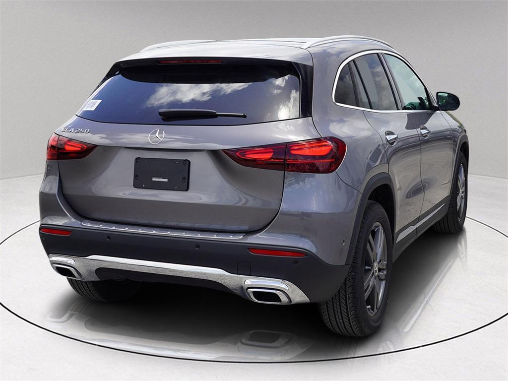 new 2025 Mercedes-Benz GLA 250 car, priced at $42,612