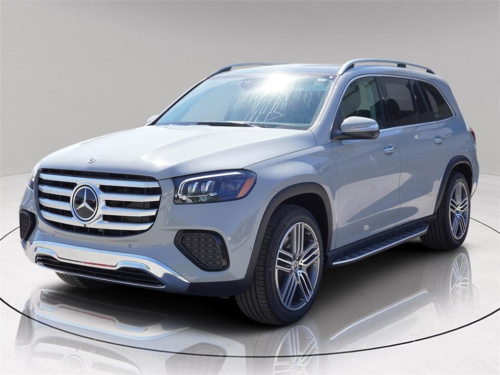 new 2025 Mercedes-Benz GLS 450 car, priced at $91,093