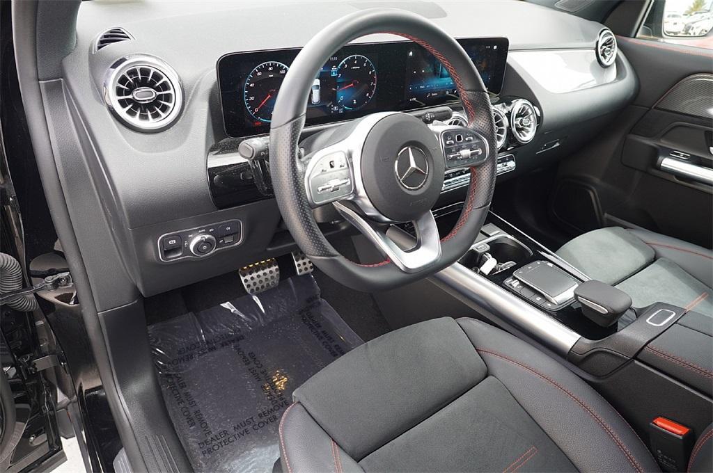 used 2023 Mercedes-Benz GLA 250 car, priced at $33,208