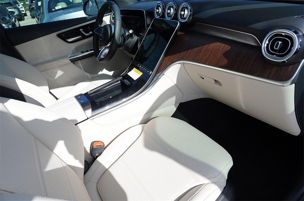 new 2025 Mercedes-Benz GLC 300 car, priced at $49,571