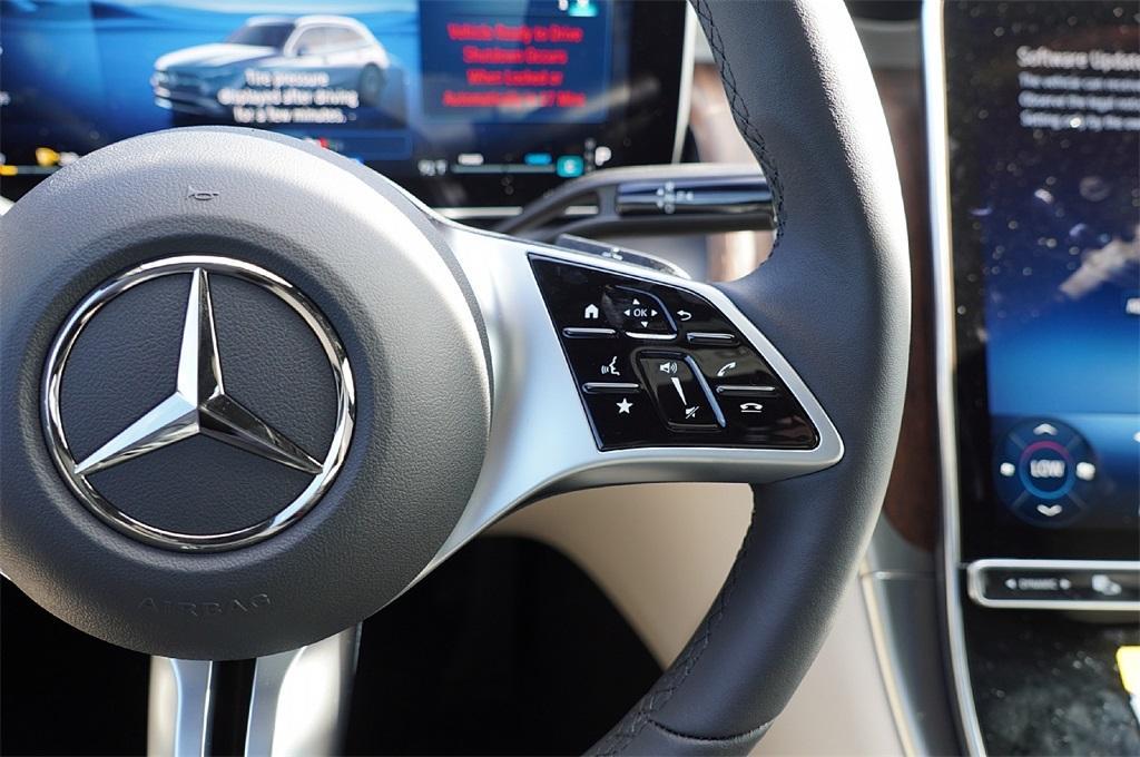 new 2025 Mercedes-Benz GLC 300 car, priced at $49,571