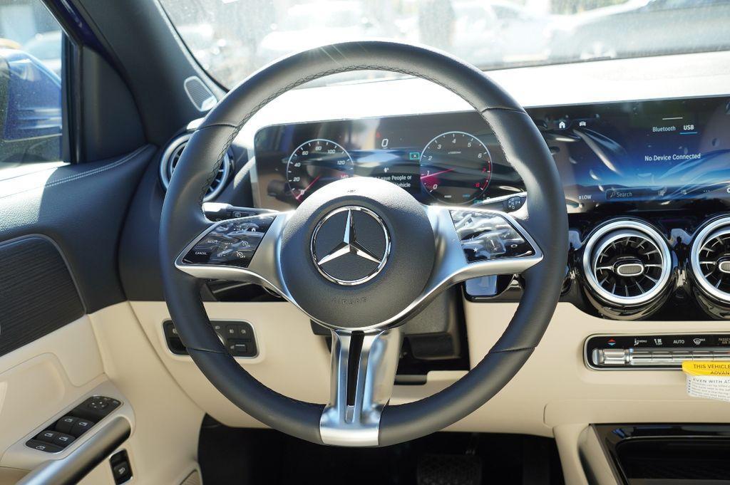 new 2025 Mercedes-Benz GLA 250 car, priced at $49,810