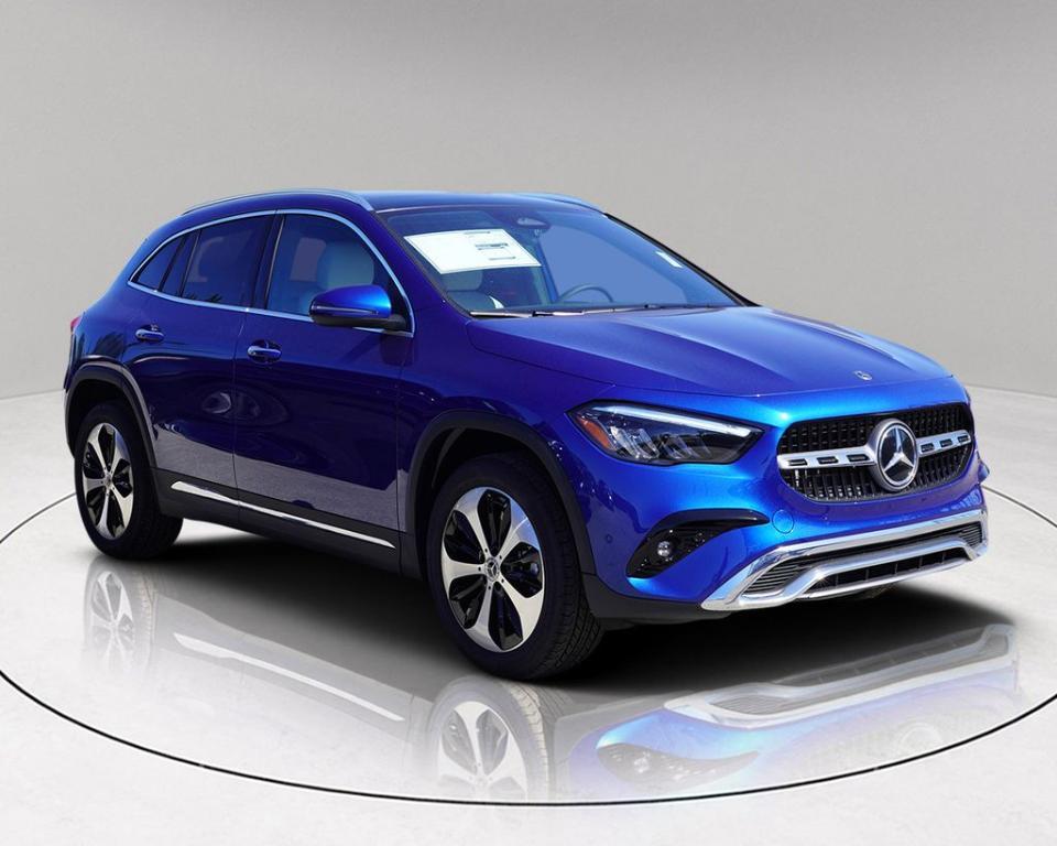 new 2025 Mercedes-Benz GLA 250 car, priced at $49,810