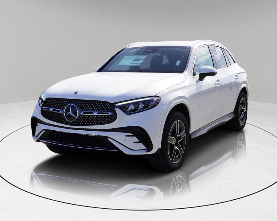 new 2025 Mercedes-Benz GLC 350e car, priced at $67,075