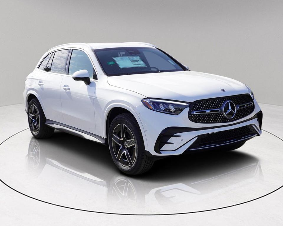 new 2025 Mercedes-Benz GLC 350e car, priced at $67,075