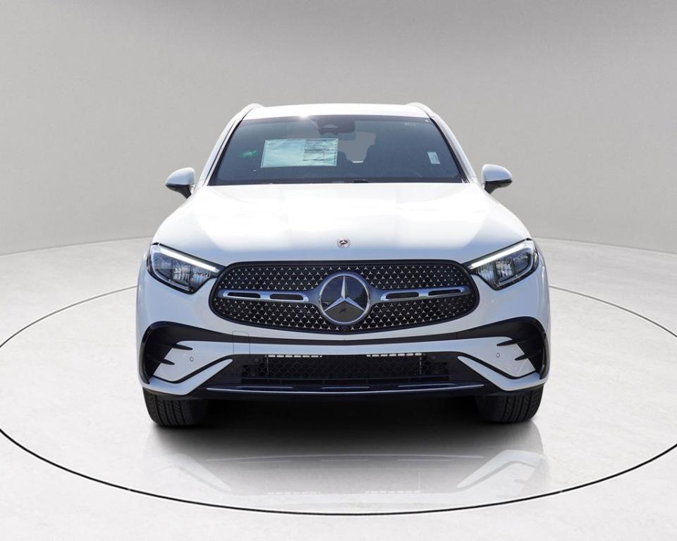 new 2025 Mercedes-Benz GLC 350e car, priced at $67,075